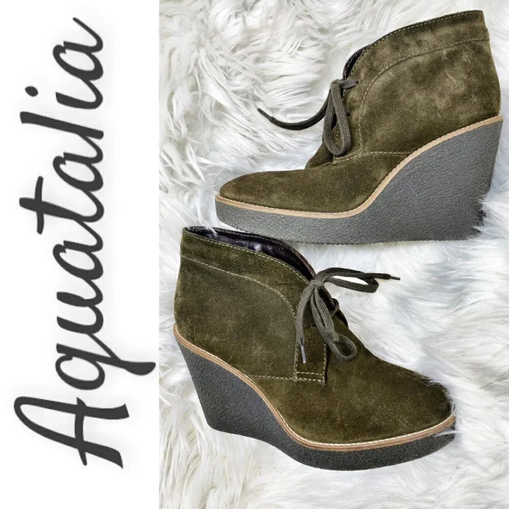 AQUATALIA Vianna Weatherproof Moss Green Suede Wedge Bootie, Size‎ 8